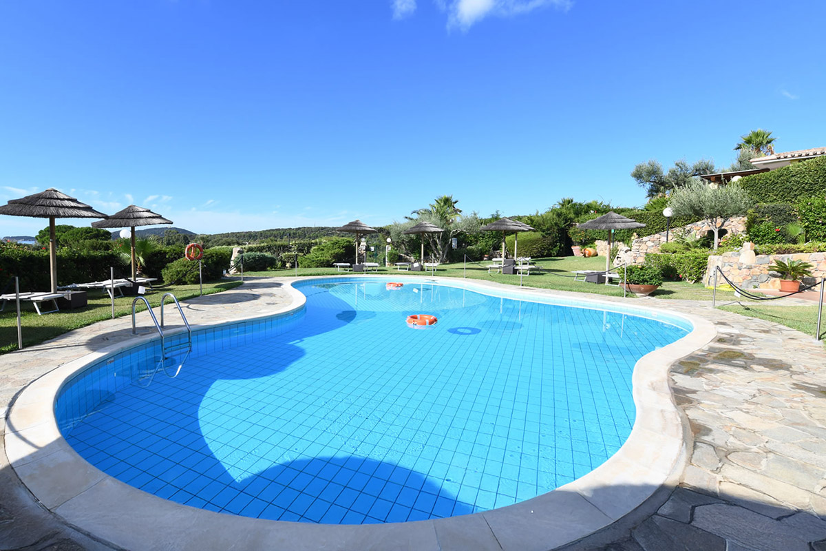 le bouganville villasimius sardegna piscina panorama