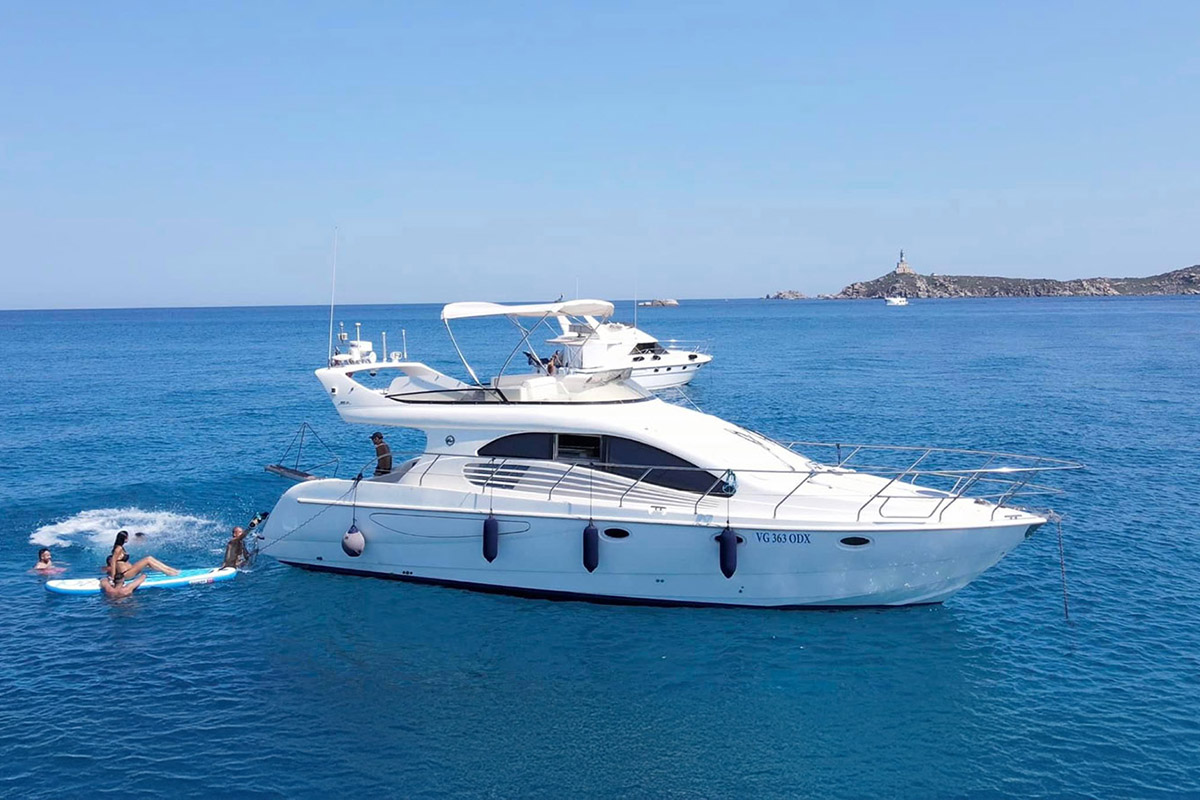 le bouganville villasimius sardegna yacht